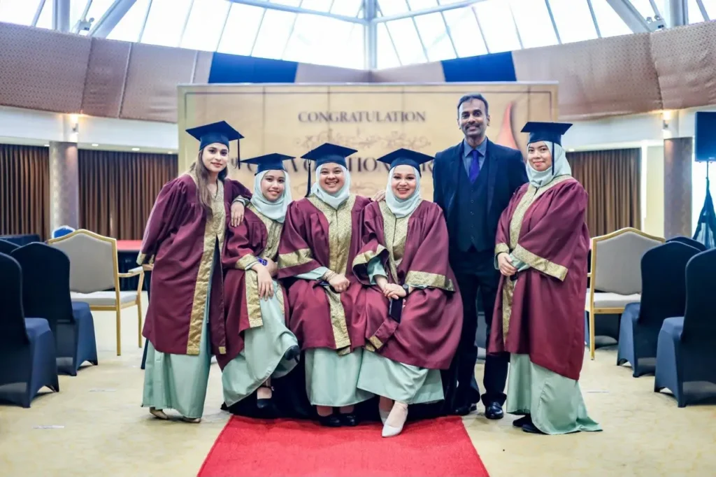 Graduation Metropolitan College